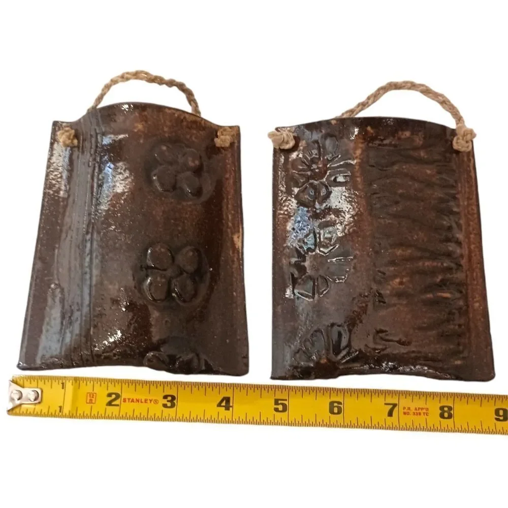 2 Studio‎ Art Pottery Wall Pockets Brown Floral Etched Farmhouse Rustic Cottage.